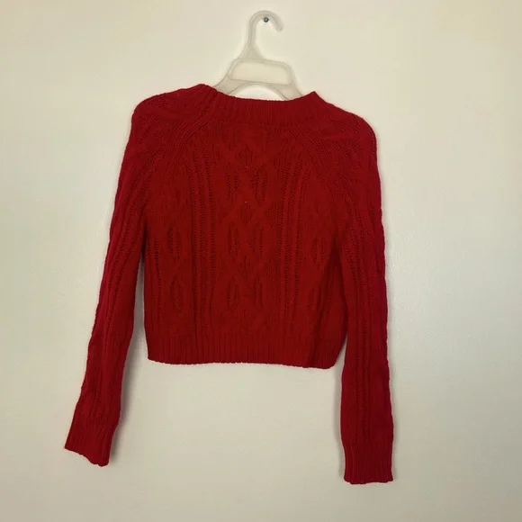 HARPER Chunky Cable Kit Cropped Sweater Red Size S - Picture 2 of 10